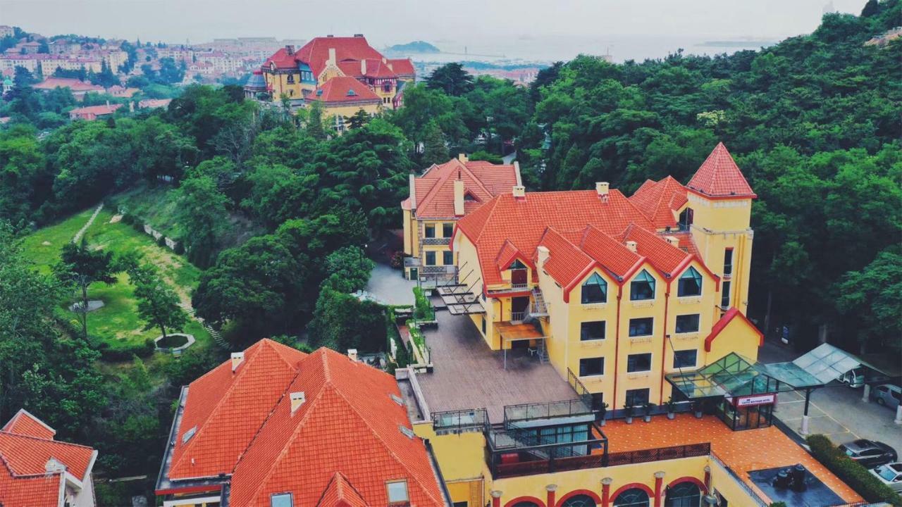 Qingdao The Castle Hotel Exterior photo