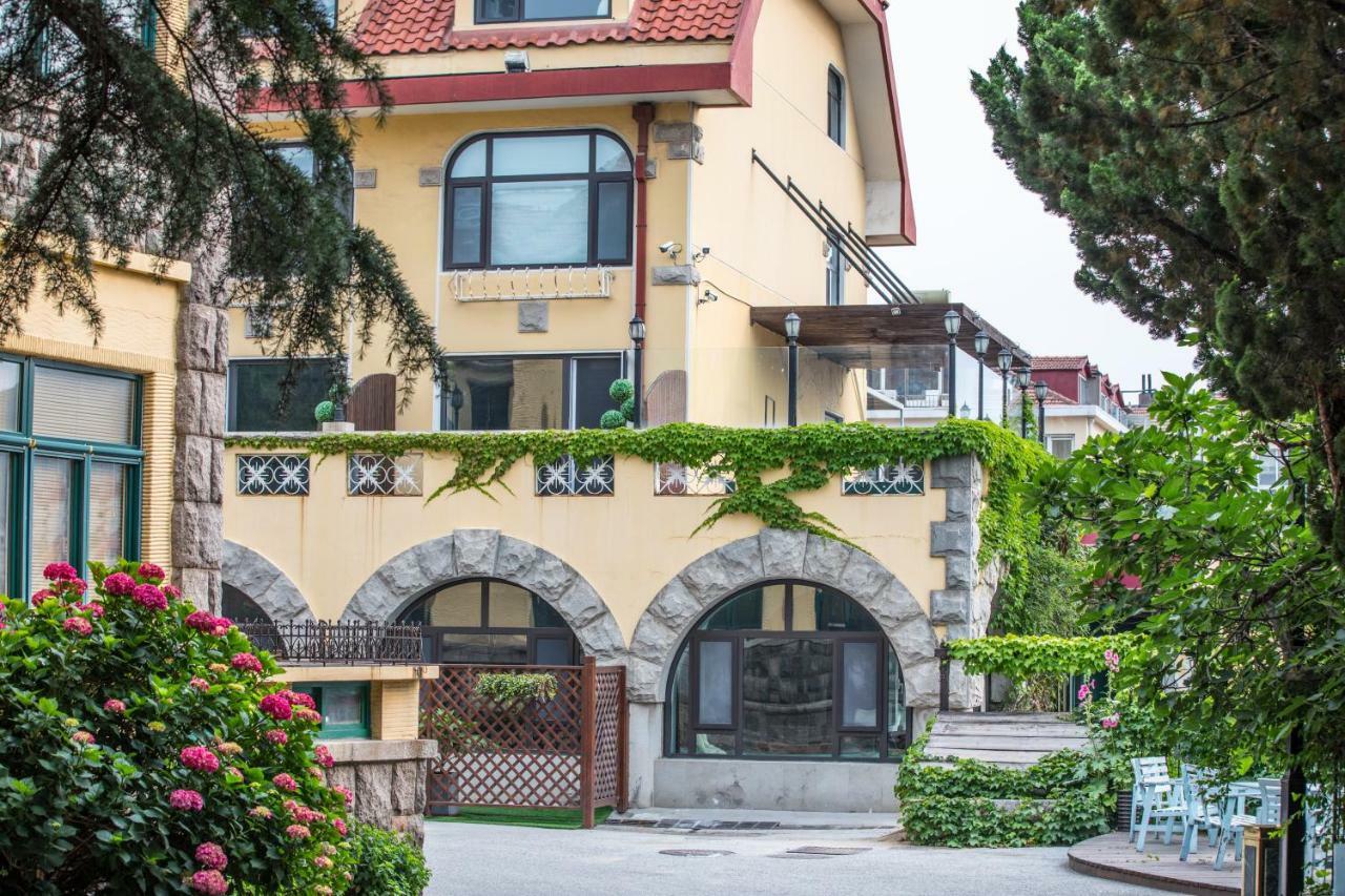 Qingdao The Castle Hotel Exterior photo