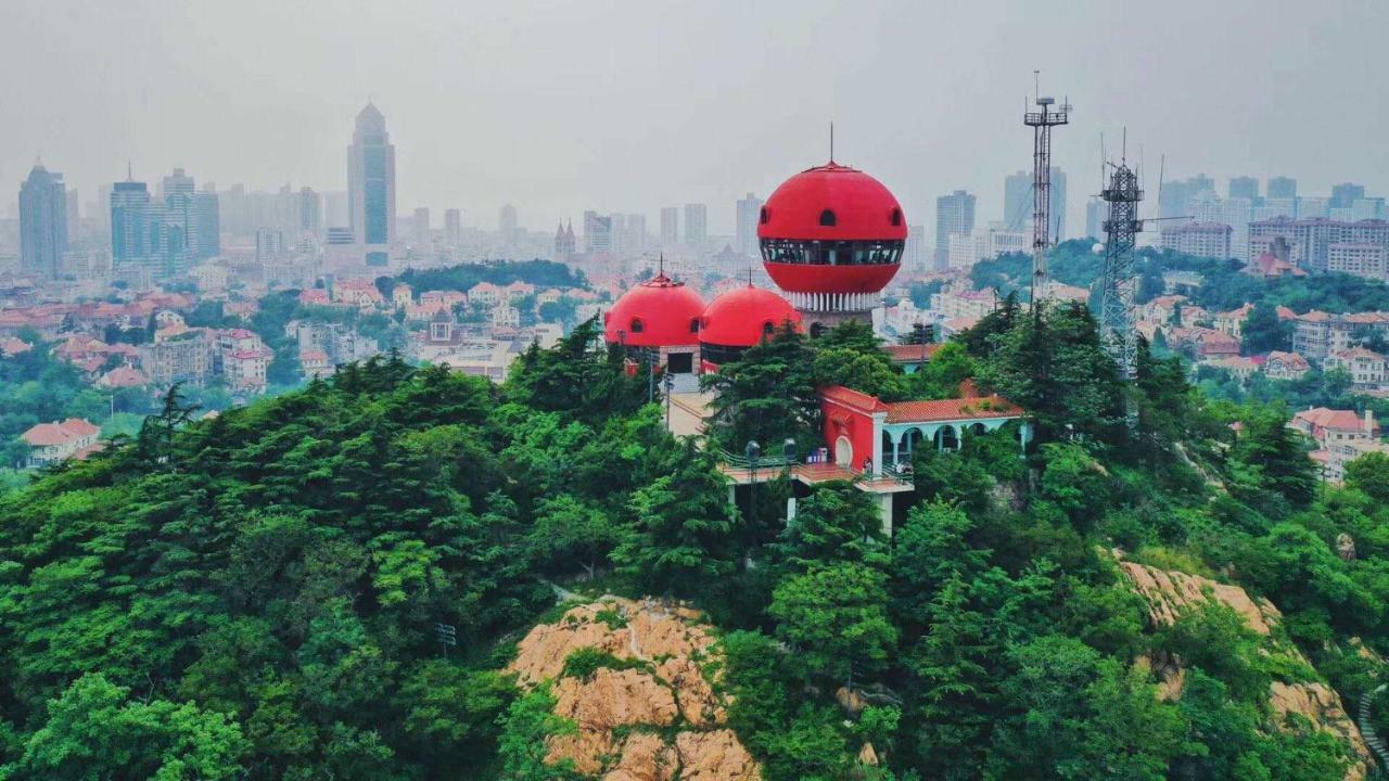 Qingdao The Castle Hotel Exterior photo